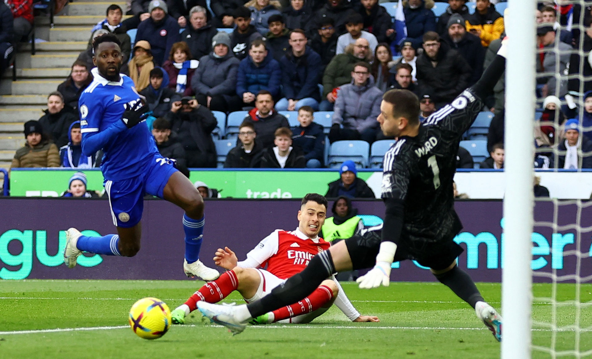 他个人在利 他个人在利